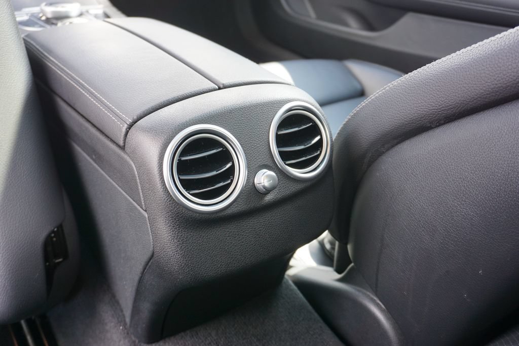 Used 2019 Mercedes-Benz C 300 Coupe image 23