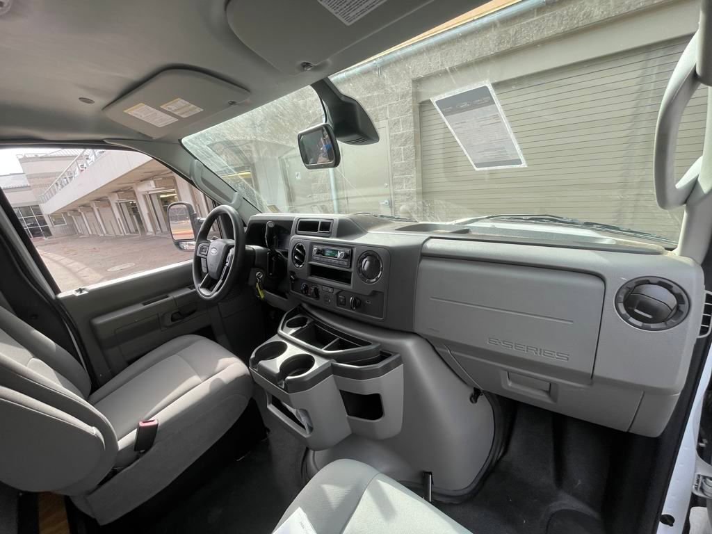 New 2024 Ford E-450 and Econoline 450 Super Duty w/ Driver's Safety Package image 29