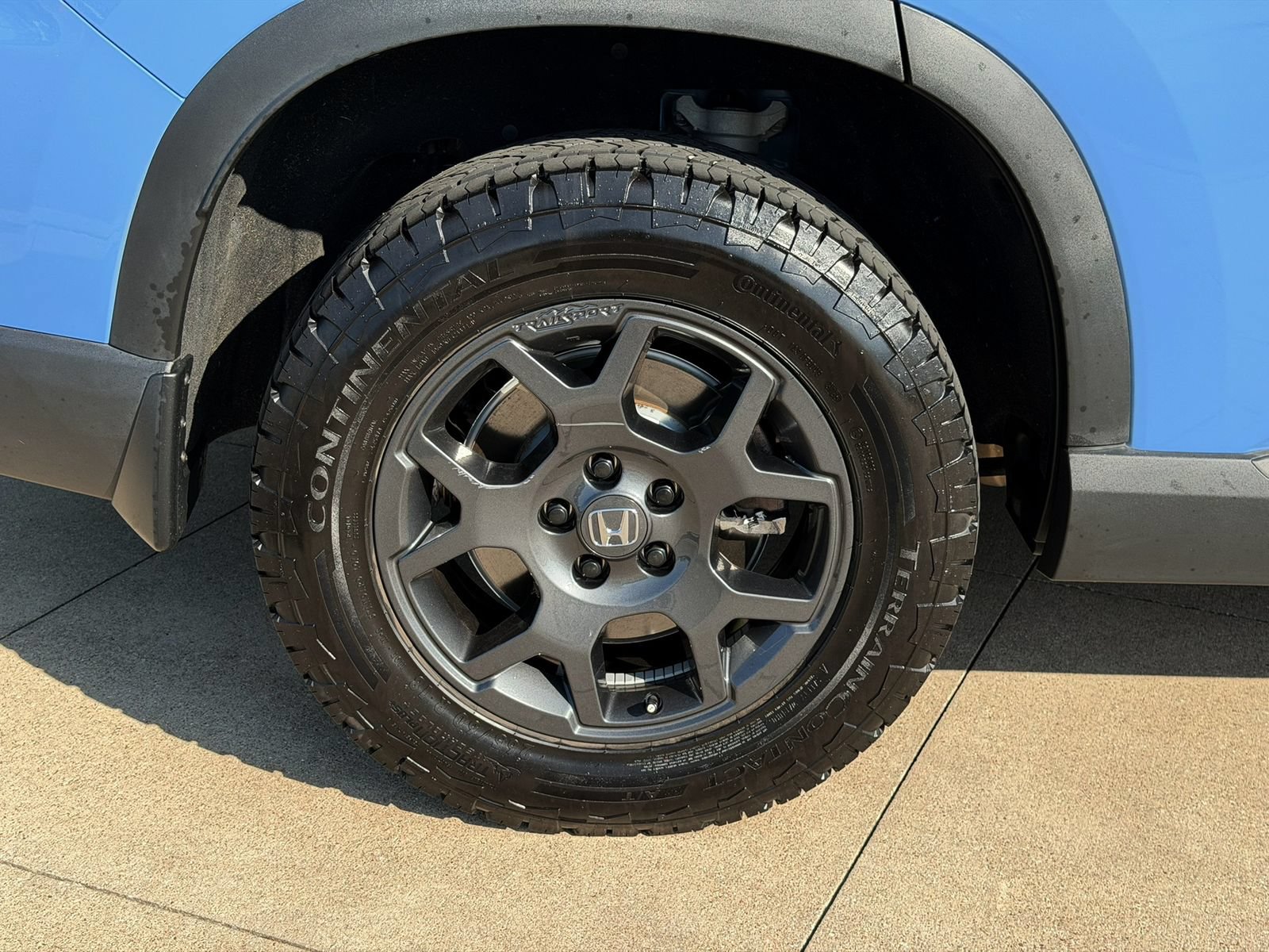 Used 2025 Honda Pilot TrailSport image 8