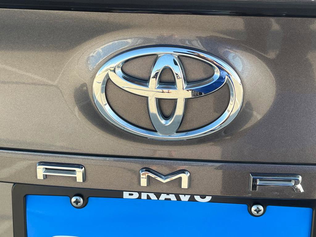 Used 2023 Toyota Camry SE FWD image 13