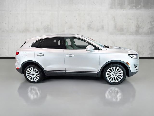 Used 2019 Lincoln MKC Premiere image 4