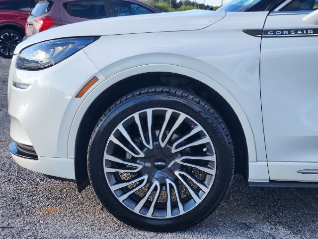 Used 2022 Lincoln Corsair AWD w/ Equipment Group 101A image 8