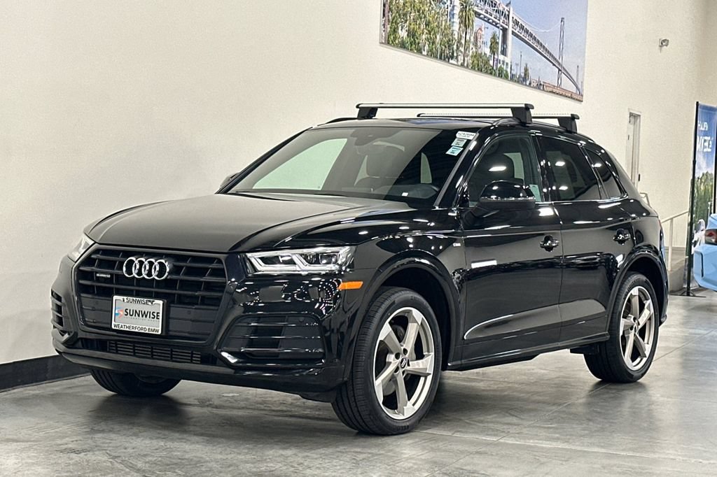 Used 2020 Audi Q5 2.0T Titanium Premium Plus w/ Premium Plus Package AWD/4WD image 8