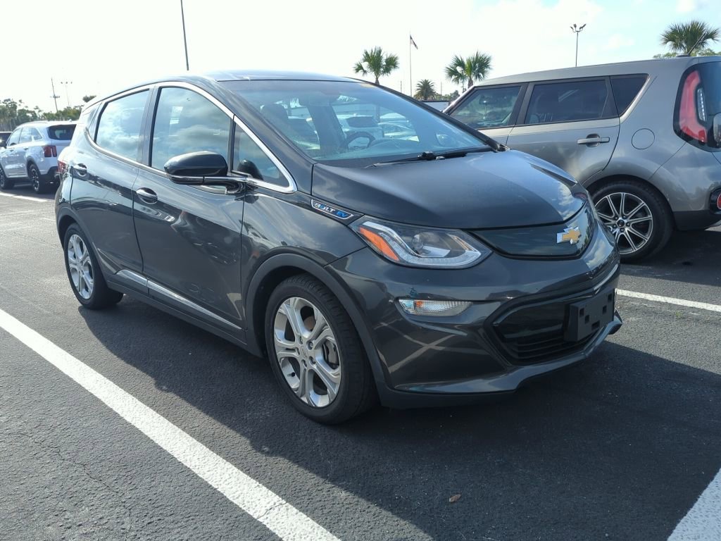 Used 2017 Chevrolet Bolt LT image 2