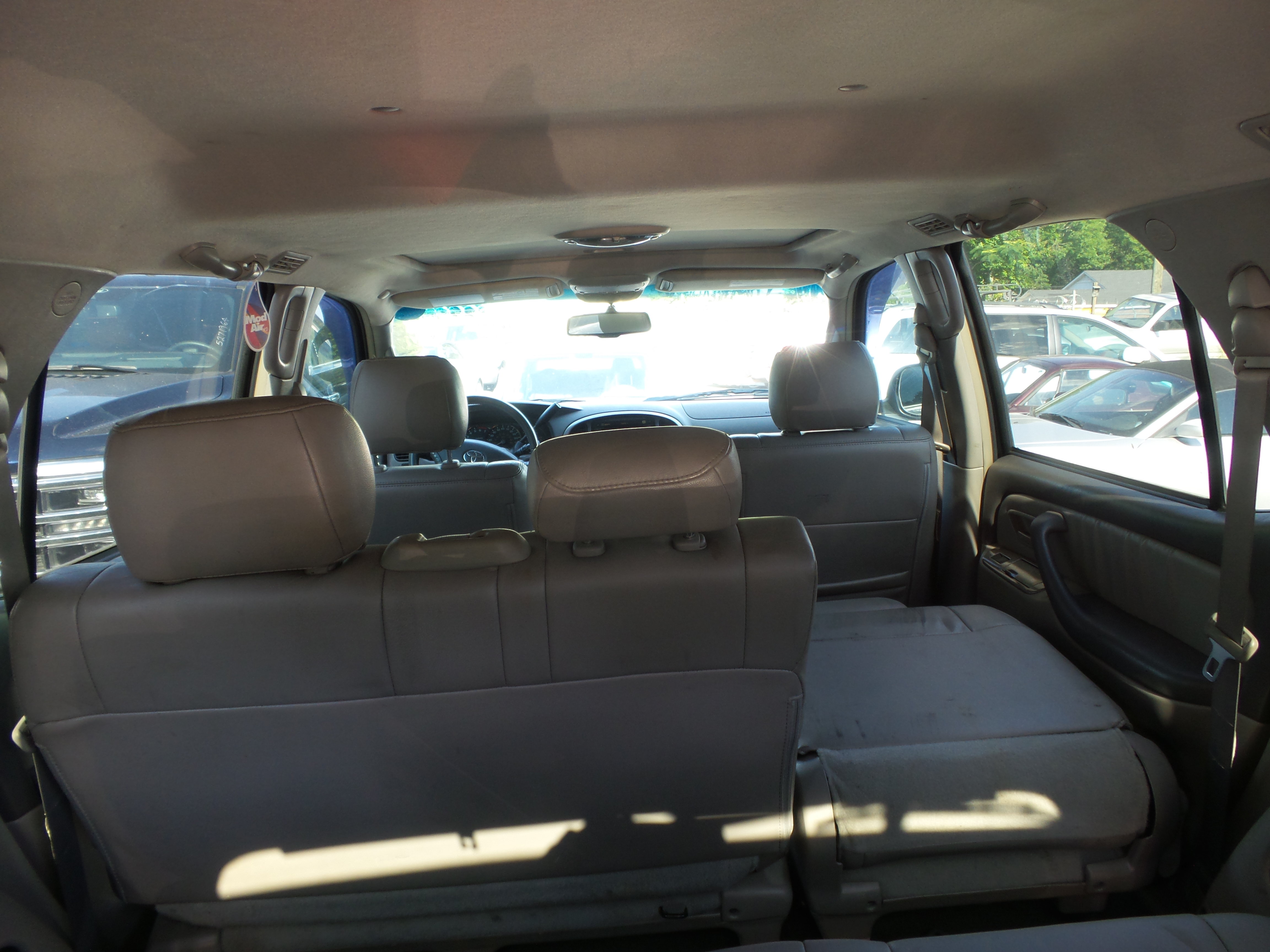 Used 2007 Toyota Sequoia Limited RWD image 5