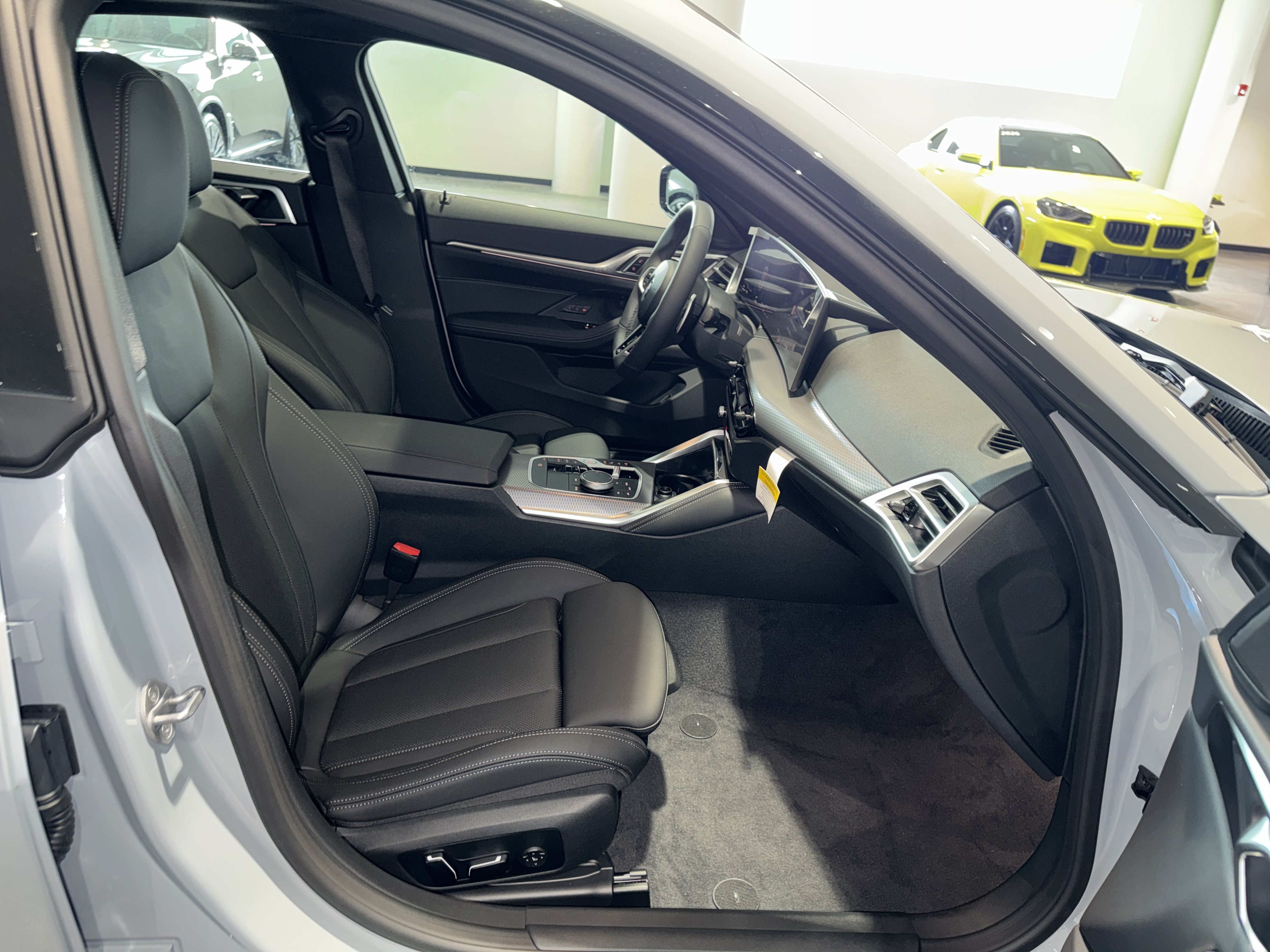 New 2026 BMW 430i w/ M Sport Package RWD image 9