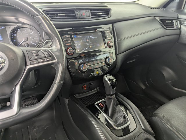 Used 2017 Nissan Rogue SL w/ SL Premium Package image 14