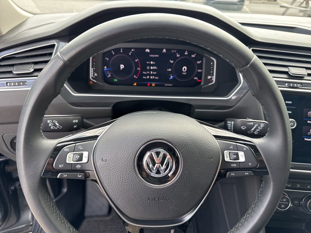 Used 2020 Volkswagen Tiguan SEL image 33