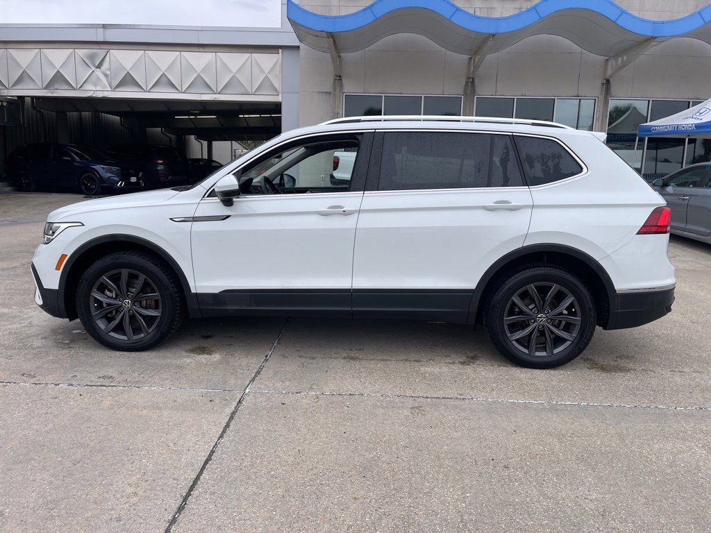 Used 2022 Volkswagen Tiguan SE image 8
