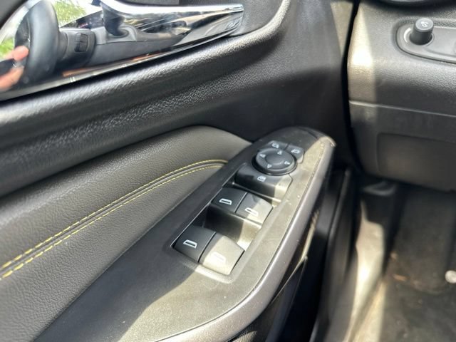 Used 2025 Chevrolet Trax ACTIV FWD image 41