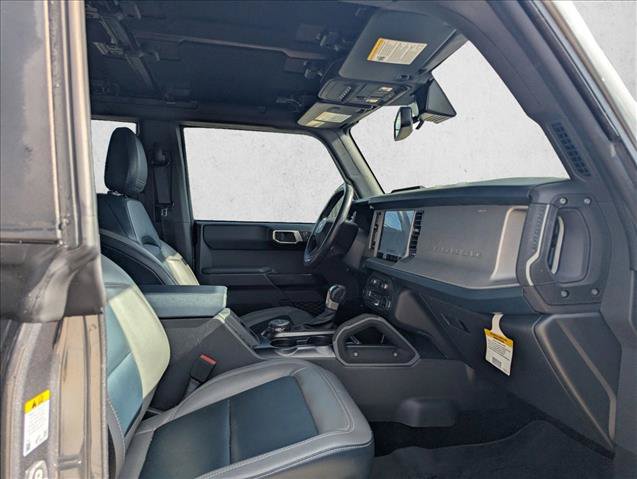 Used 2024 Ford Bronco Outer Banks AWD/4WD image 15