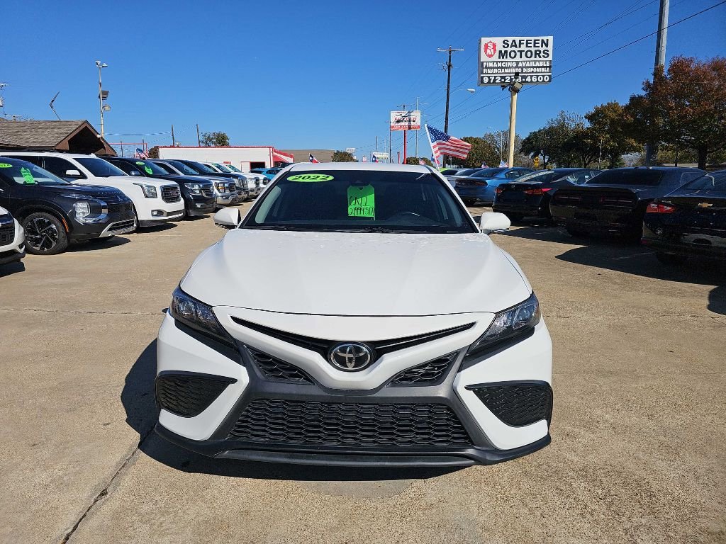 Used 2022 Toyota Camry SE image 8