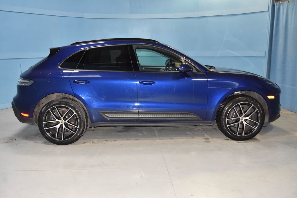 Certified 2024 Porsche Macan image 23