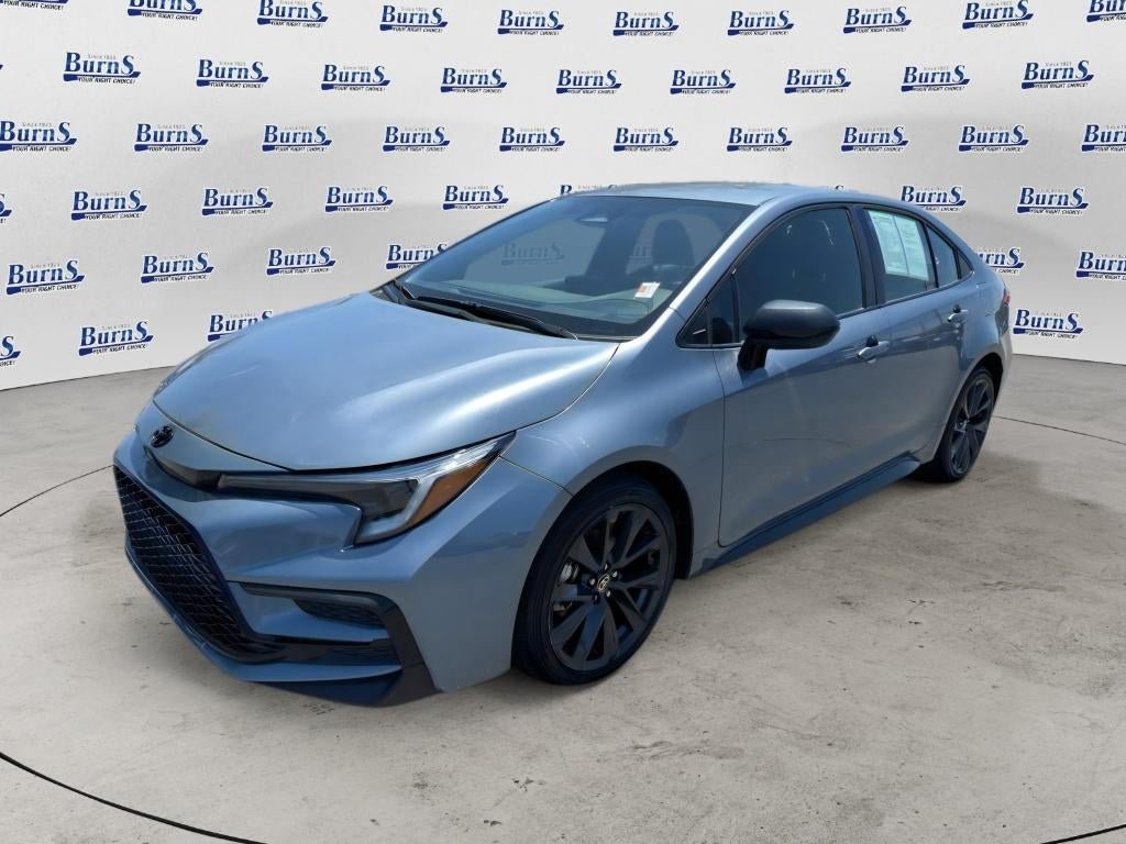 Used 2024 Toyota Corolla SE FWD image 3