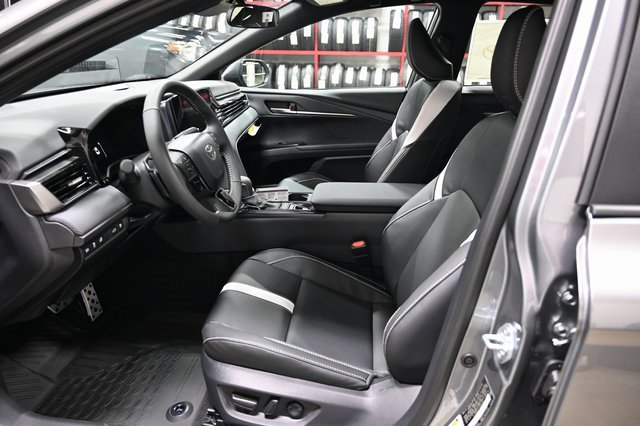 New 2026 Toyota Camry SE image 10