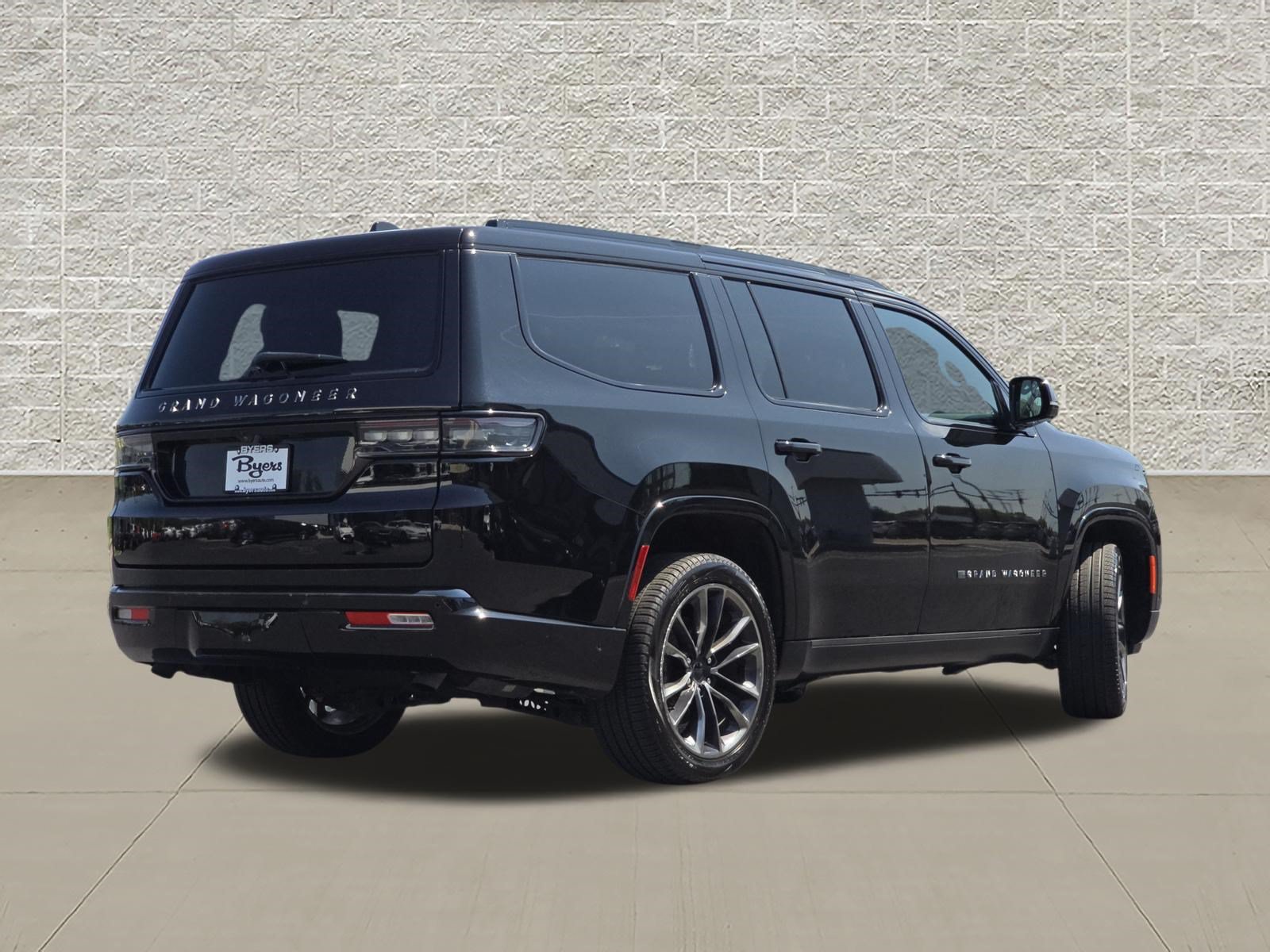 Used 2025 Jeep Grand Wagoneer Series II Obsidian w/ Quick Order Packagew 28T AWD/4WD image 7