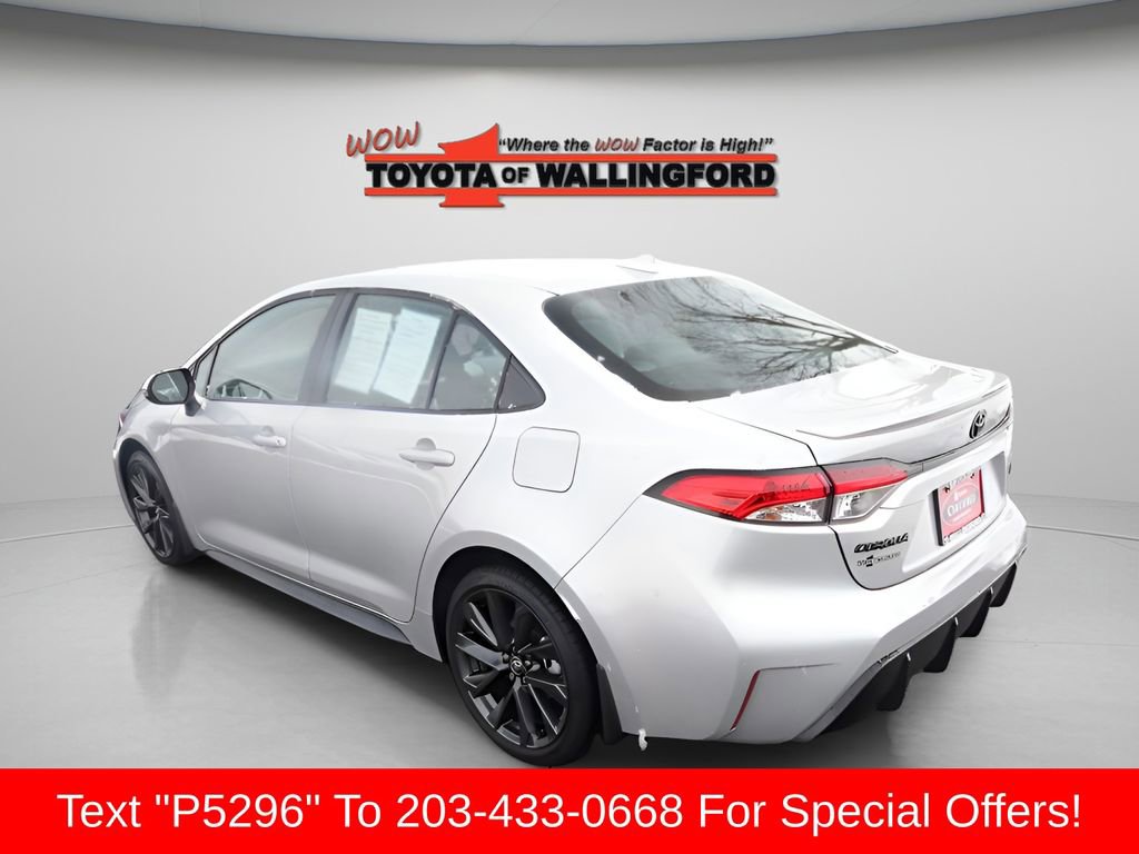 Certified 2025 Toyota Corolla SE w/ SE Premium Package FWD image 6
