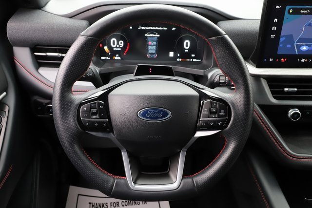 Used 2025 Ford Explorer ST-Line w/ ST-Line Street Pack image 25