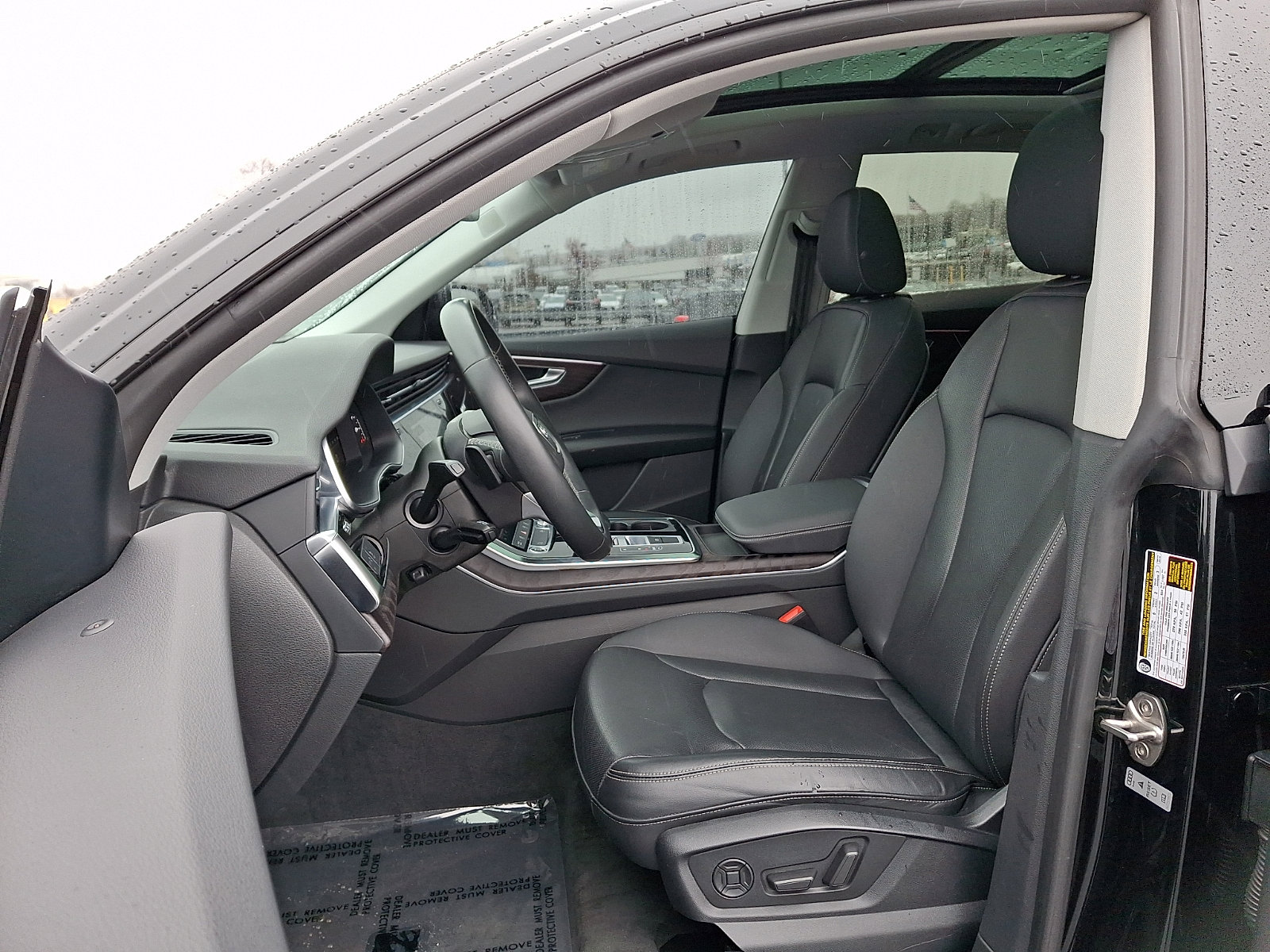 Used 2022 Audi Q8 Premium Plus image 13