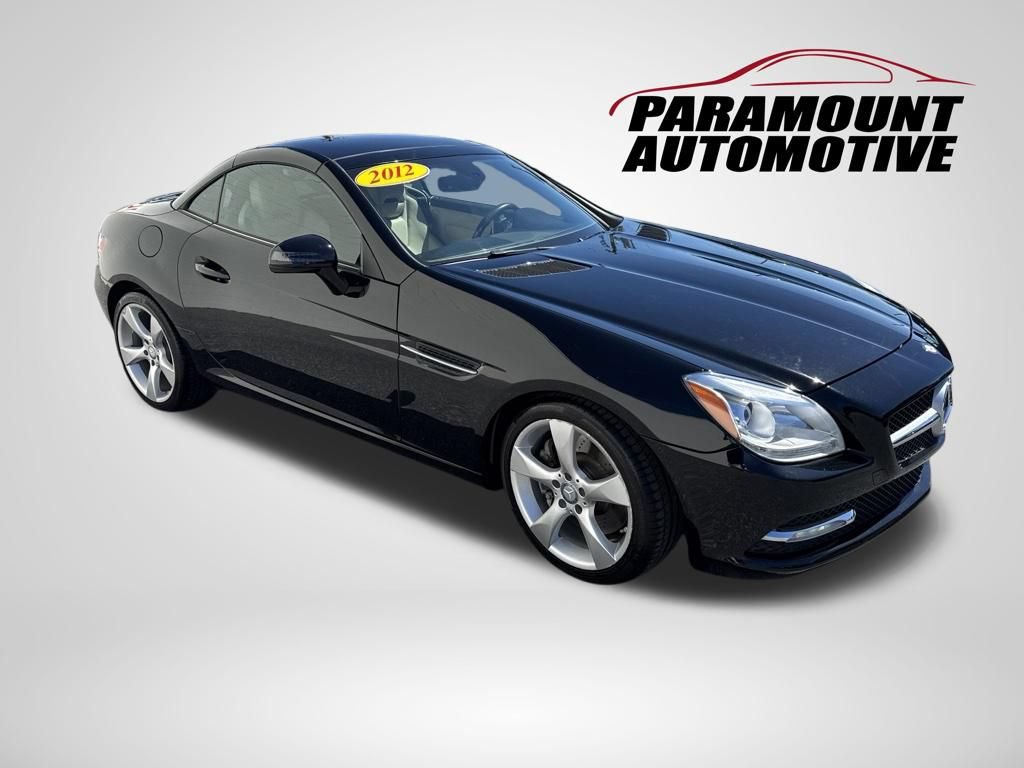 Used 2012 Mercedes-Benz SLK 350 image 3