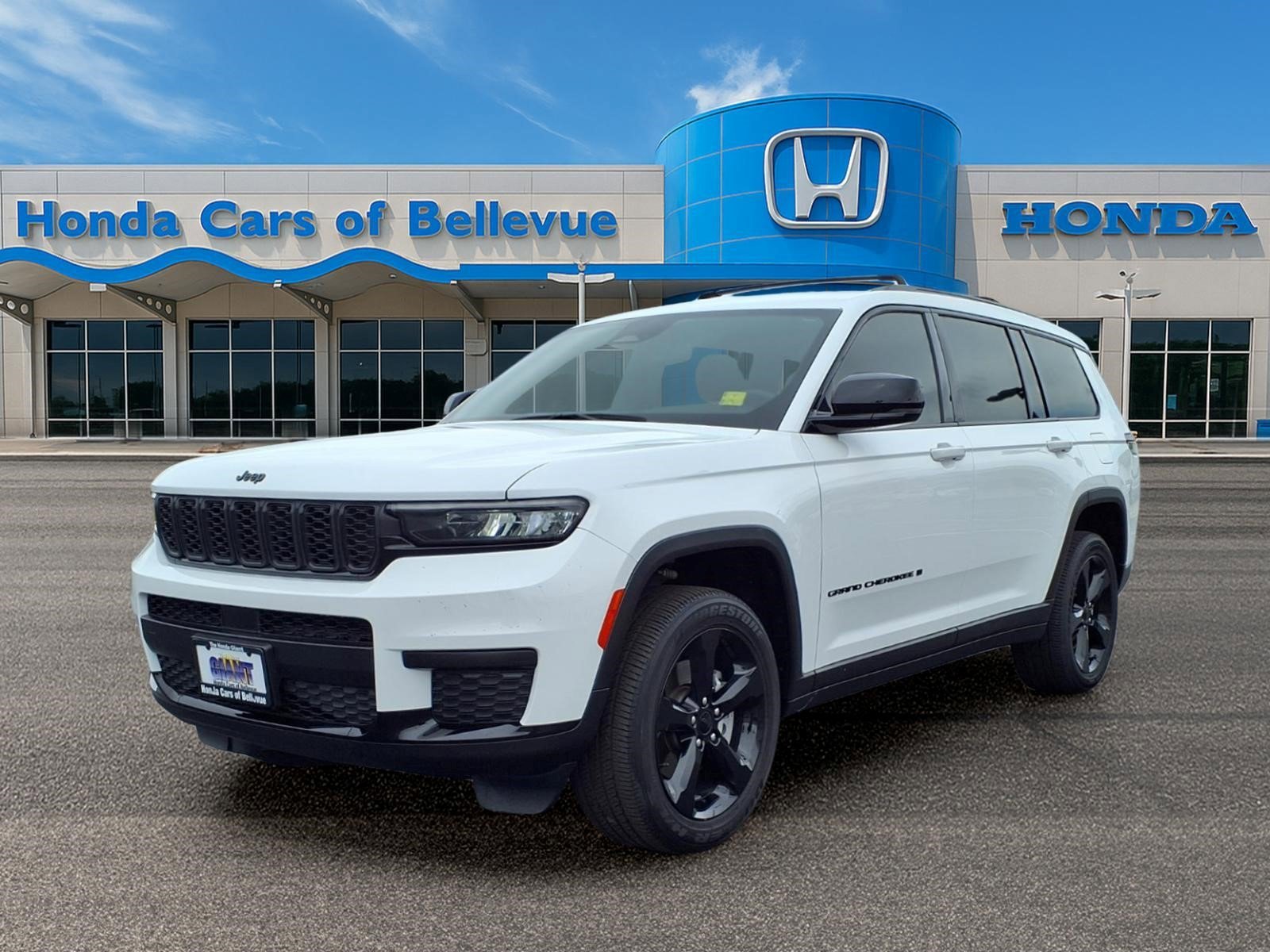 Used 2024 Jeep Grand Cherokee L Laredo AWD/4WD video 1