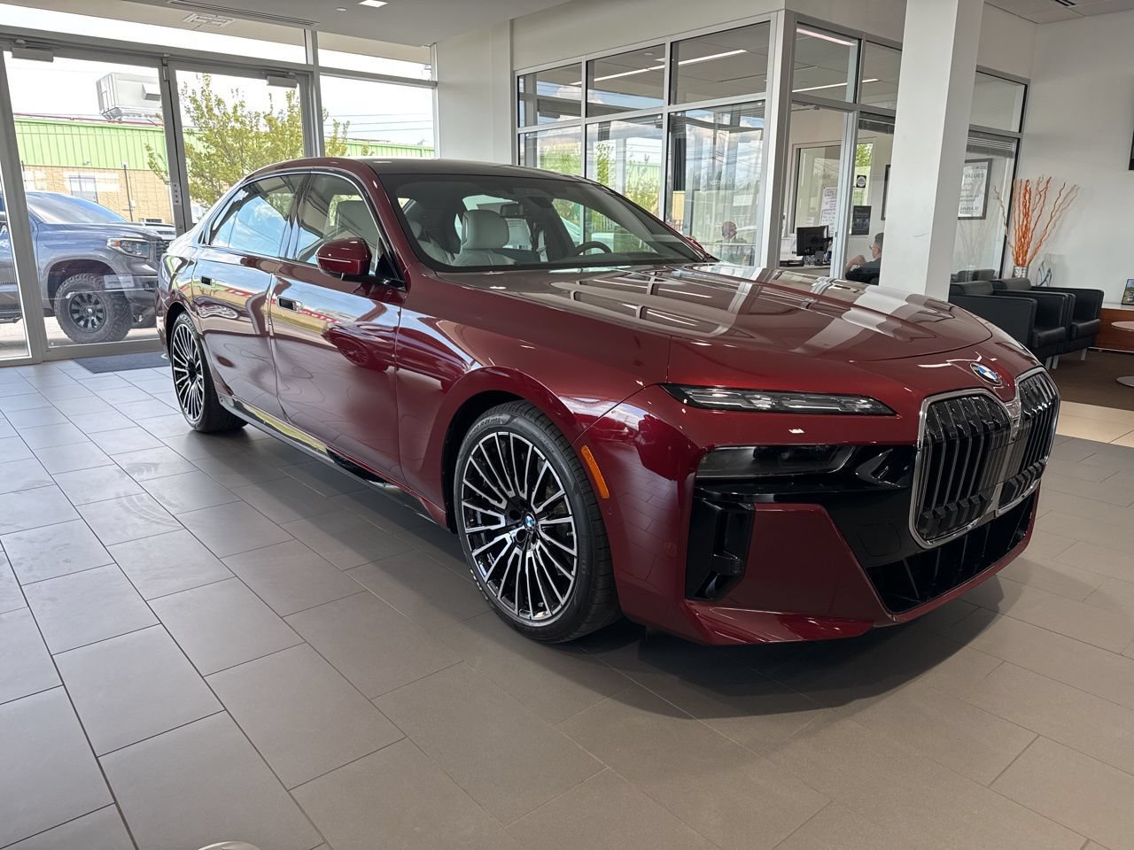 New 2026 BMW 740i xDrive w/ Executive Package