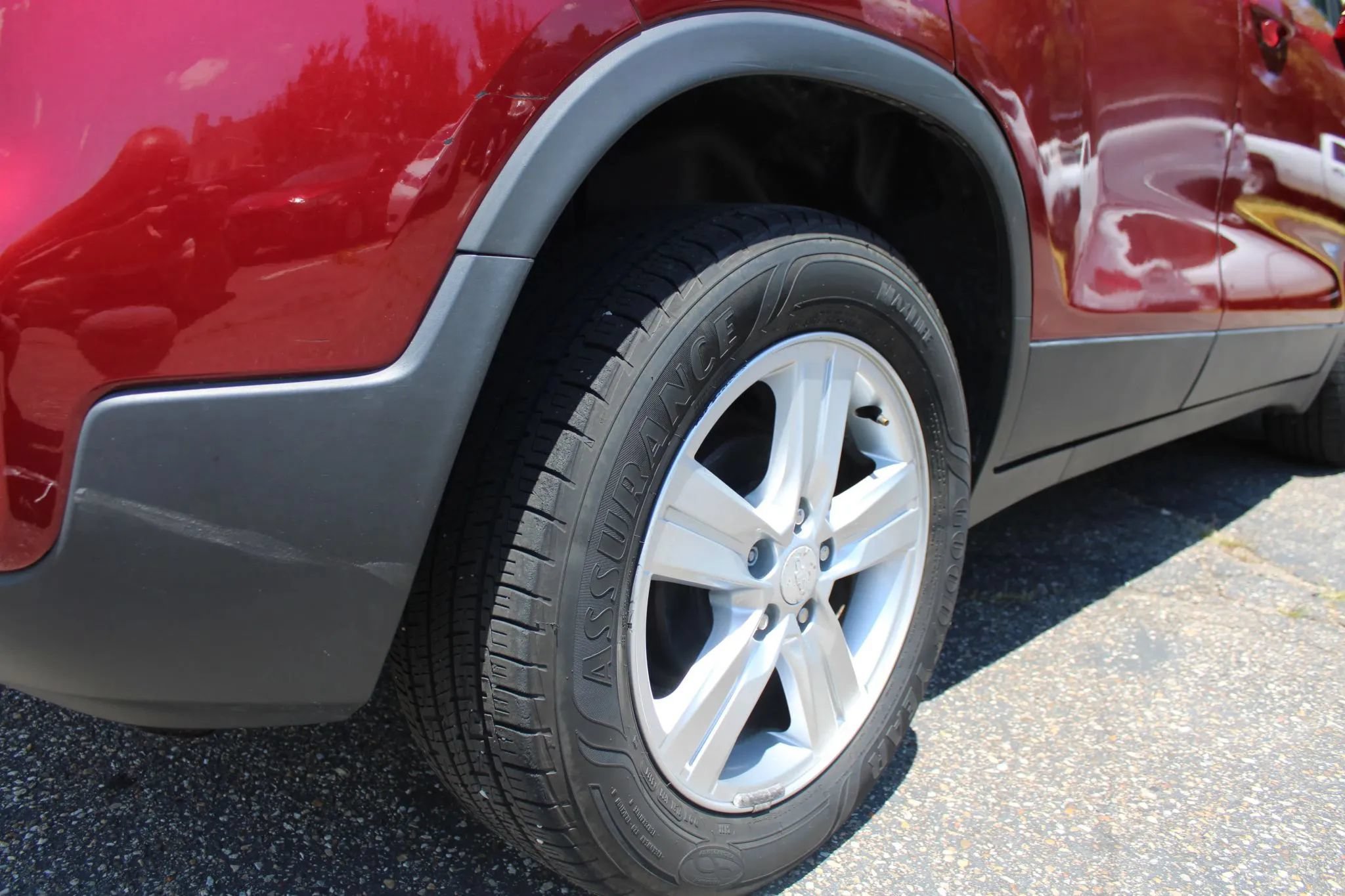 Used 2018 Chevrolet Trax LT FWD image 25