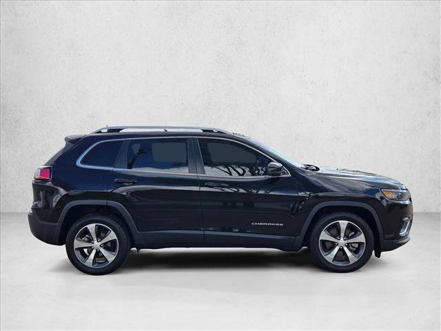 Used 2019 Jeep Cherokee Limited image 4