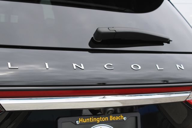 Used 2023 Lincoln Corsair Reserve FWD image 6