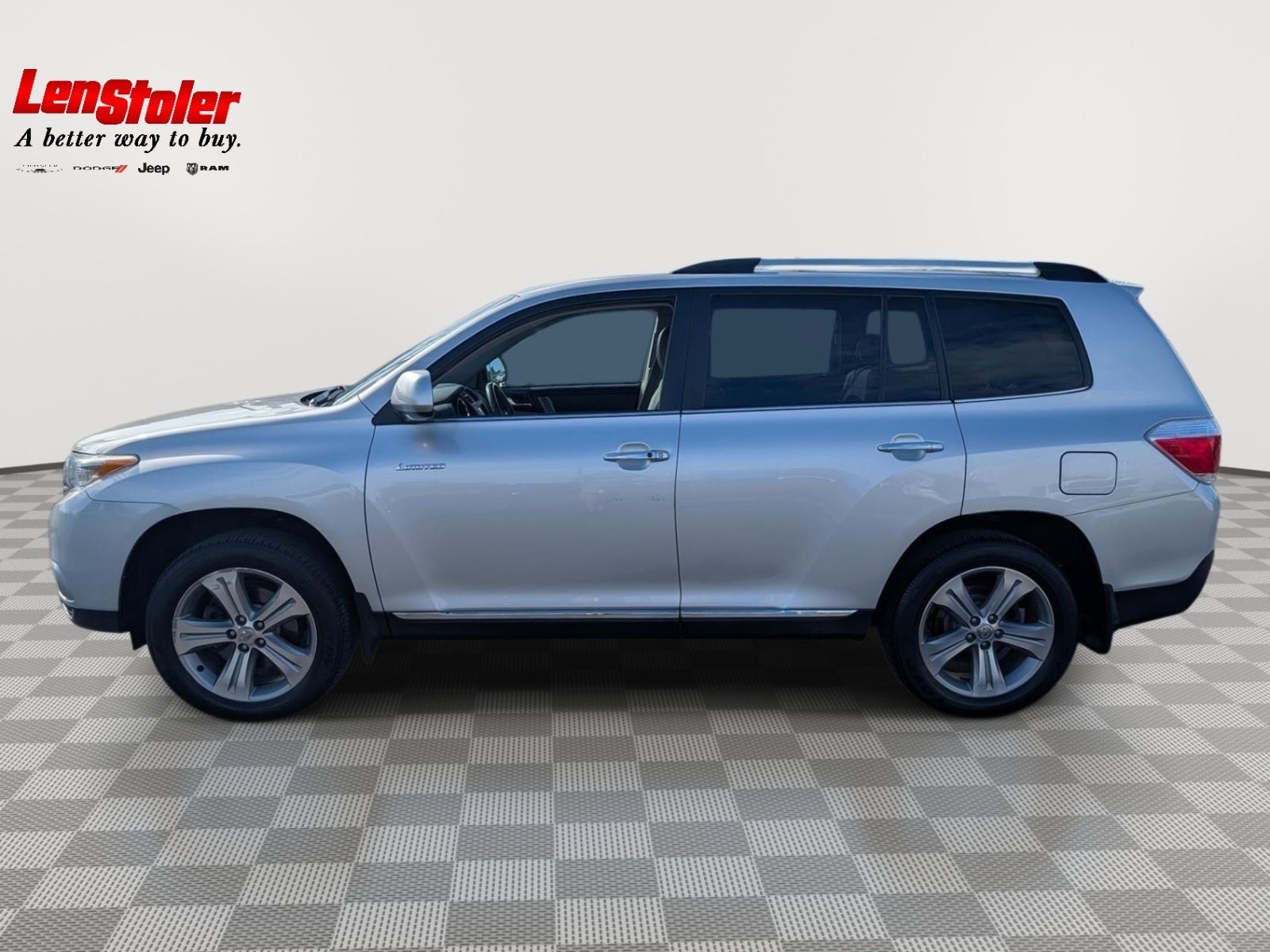 Used 2012 Toyota Highlander Limited w/ Tow Pkg AWD/4WD video 2