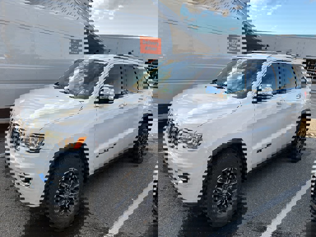 Used 2018 Jeep Grand Cherokee Limited image 2