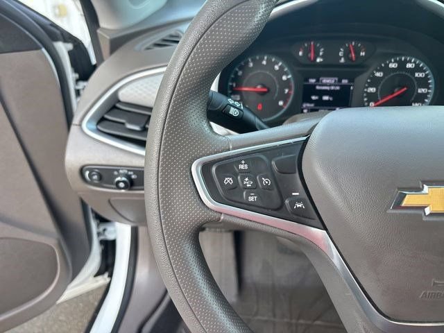 Used 2023 Chevrolet Malibu LT w/ LPO, Floor Liner Package FWD image 16