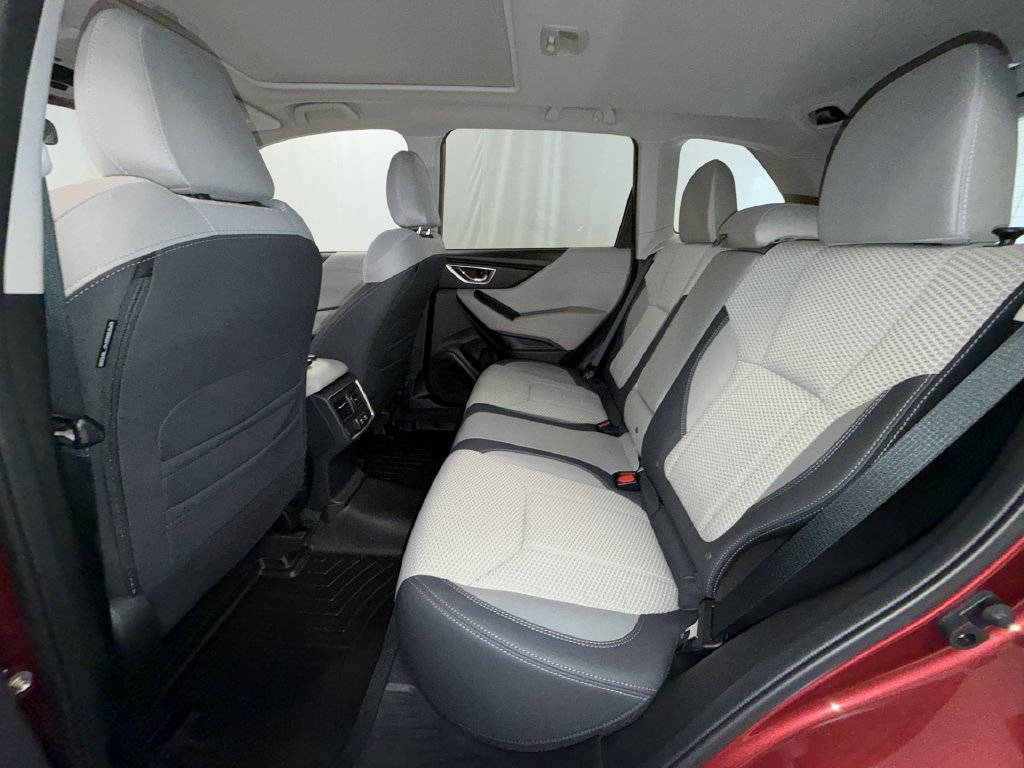 Used 2024 Subaru Forester Premium AWD/4WD image 12