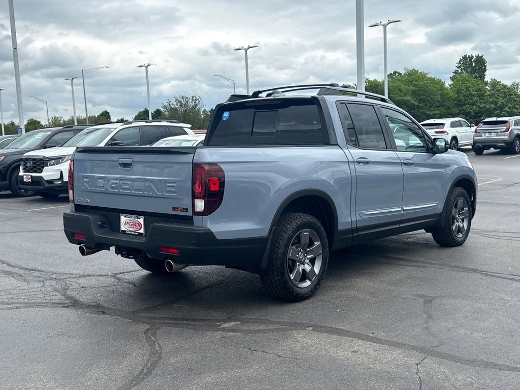 Used 2024 Honda Ridgeline TrailSport image 11