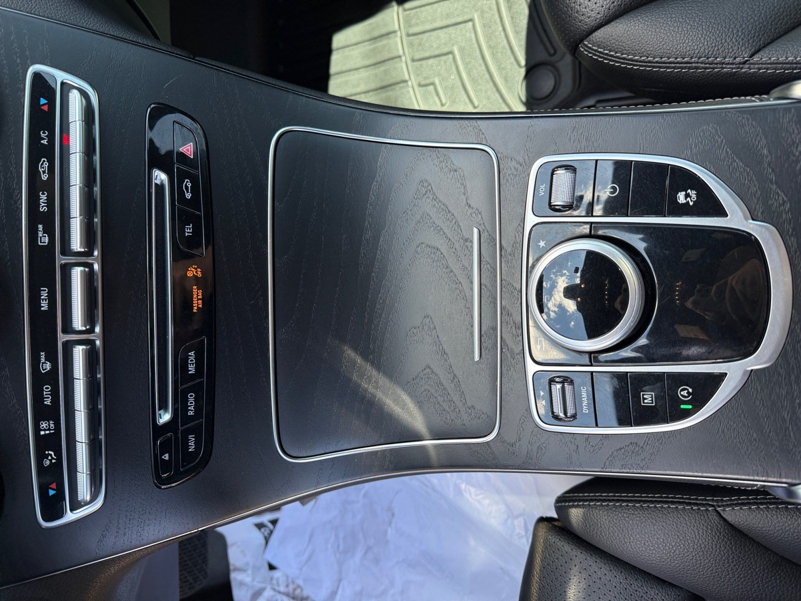 Used 2019 Mercedes-Benz GLC 300 4MATIC image 15