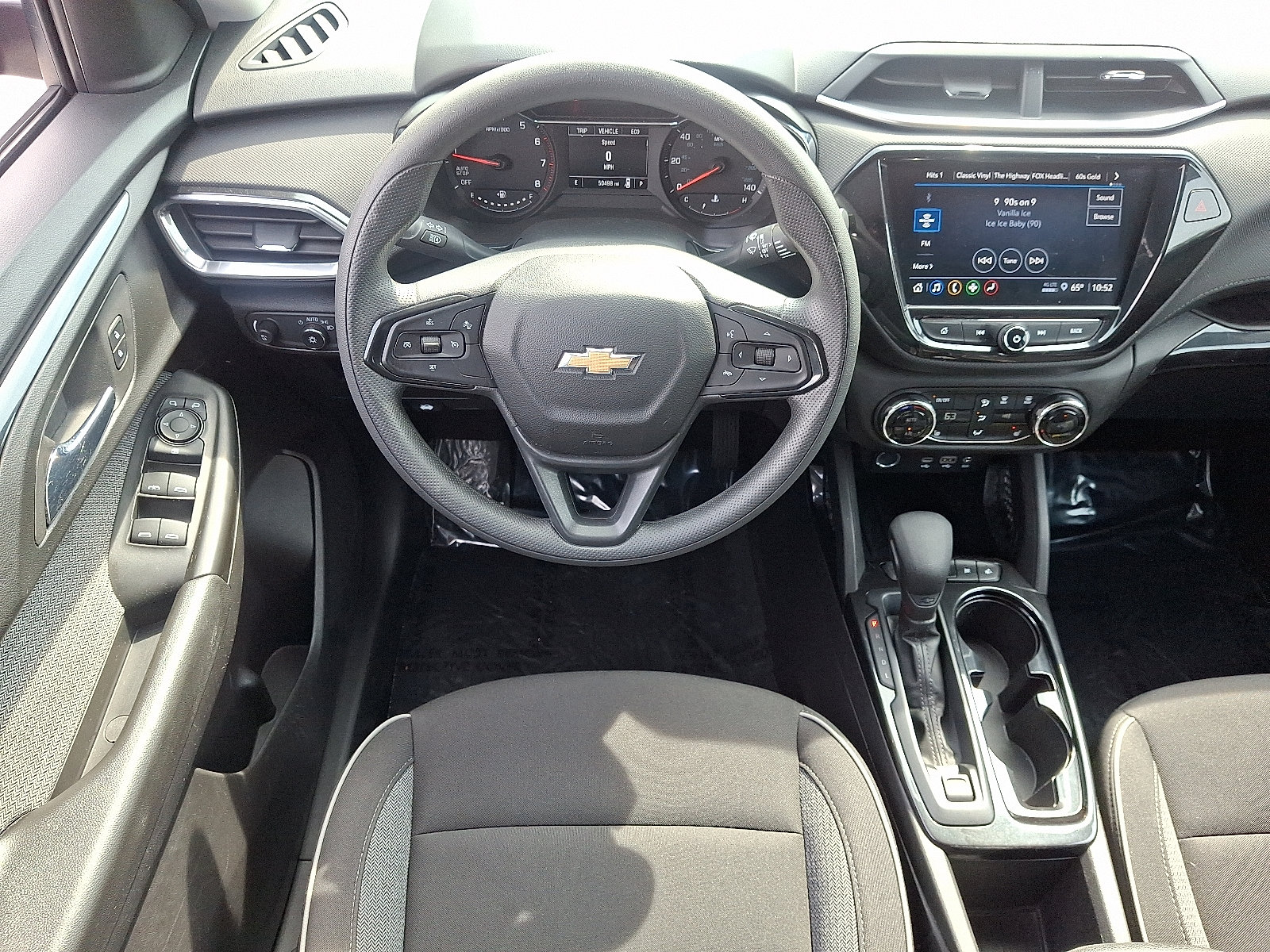 Used 2023 Chevrolet TrailBlazer LT w/ Convenience Package FWD image 11