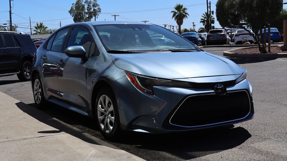 Used 2022 Toyota Corolla LE FWD image 14