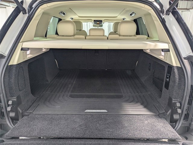 Used 2023 Land Rover Range Rover SE image 26