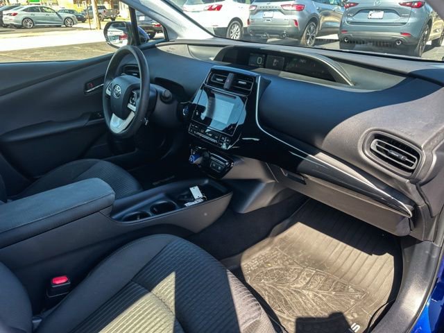 Used 2017 Toyota Prius Two w/ Prius Two Safety Plus Package FWD image 24