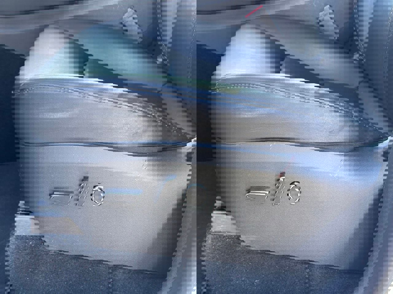 Used 2023 Tesla Model Y Long Range image 28