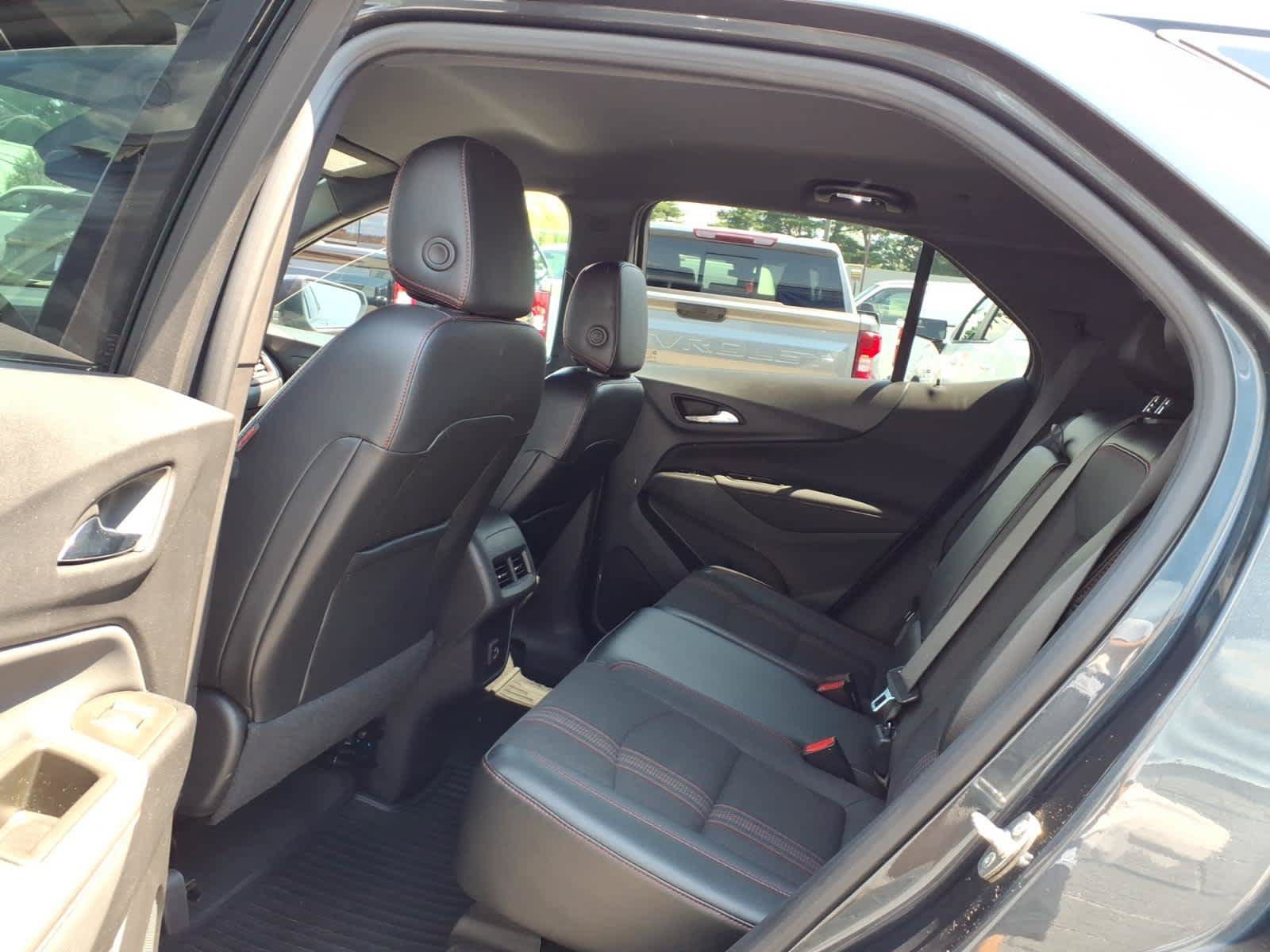 Certified 2023 Chevrolet Equinox RS AWD/4WD image 17