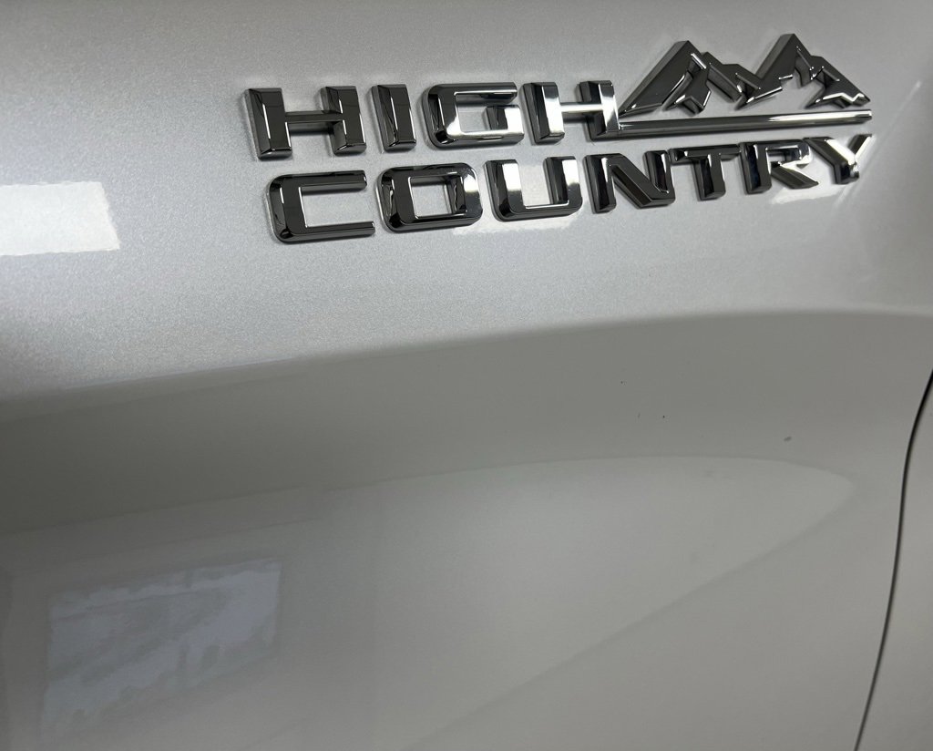 Used 2022 Chevrolet Silverado 1500 High Country image 16