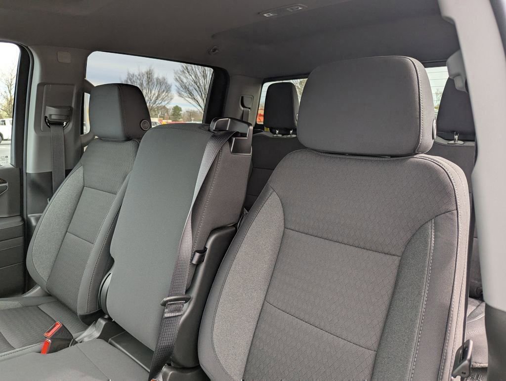 New 2026 GMC Sierra 1500 SLE w/ X31 Off-Road Package AWD/4WD image 12