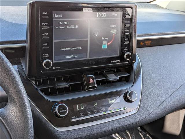 Used 2022 Toyota Corolla LE image 15