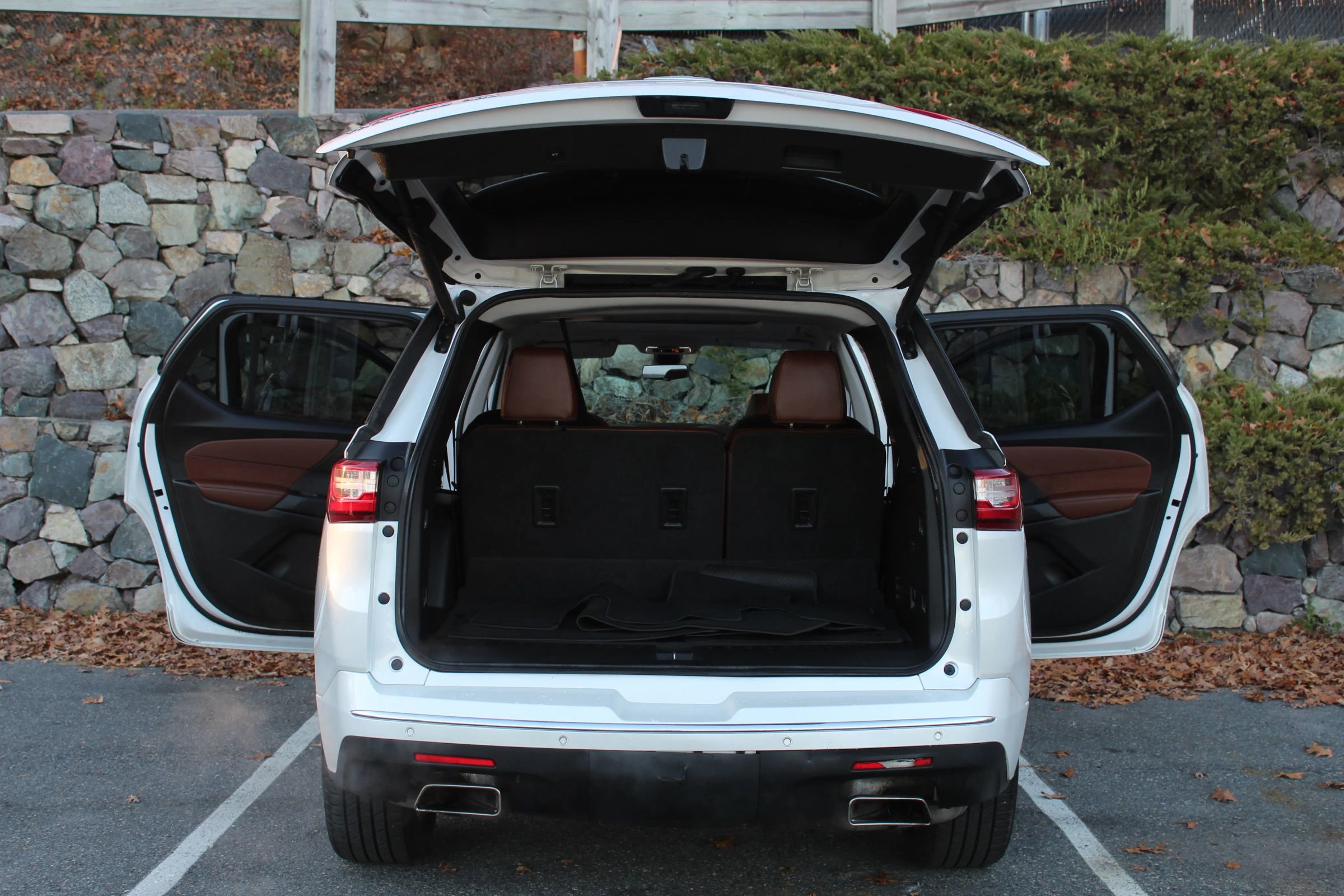 Used 2020 Chevrolet Traverse High Country image 7