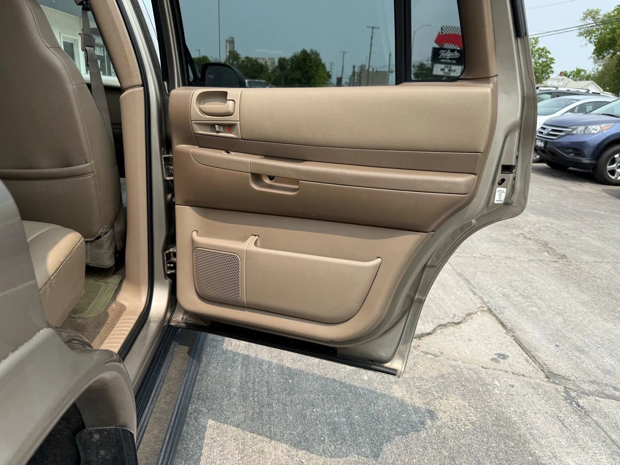Used 2003 Dodge Durango SLT image 10