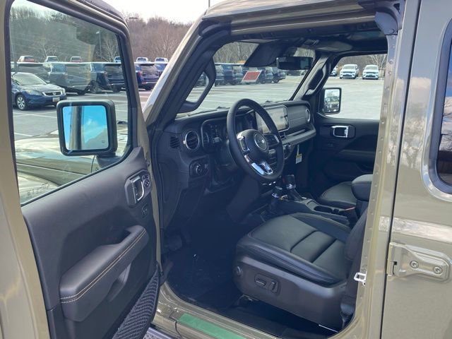 New 2026 Jeep Wrangler Unlimited Sahara AWD/4WD image 14