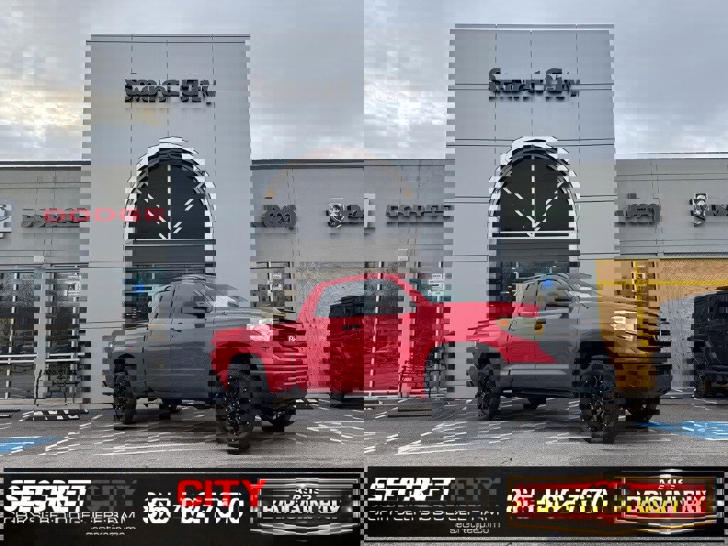 Used 2014 Toyota Tundra SR image 1