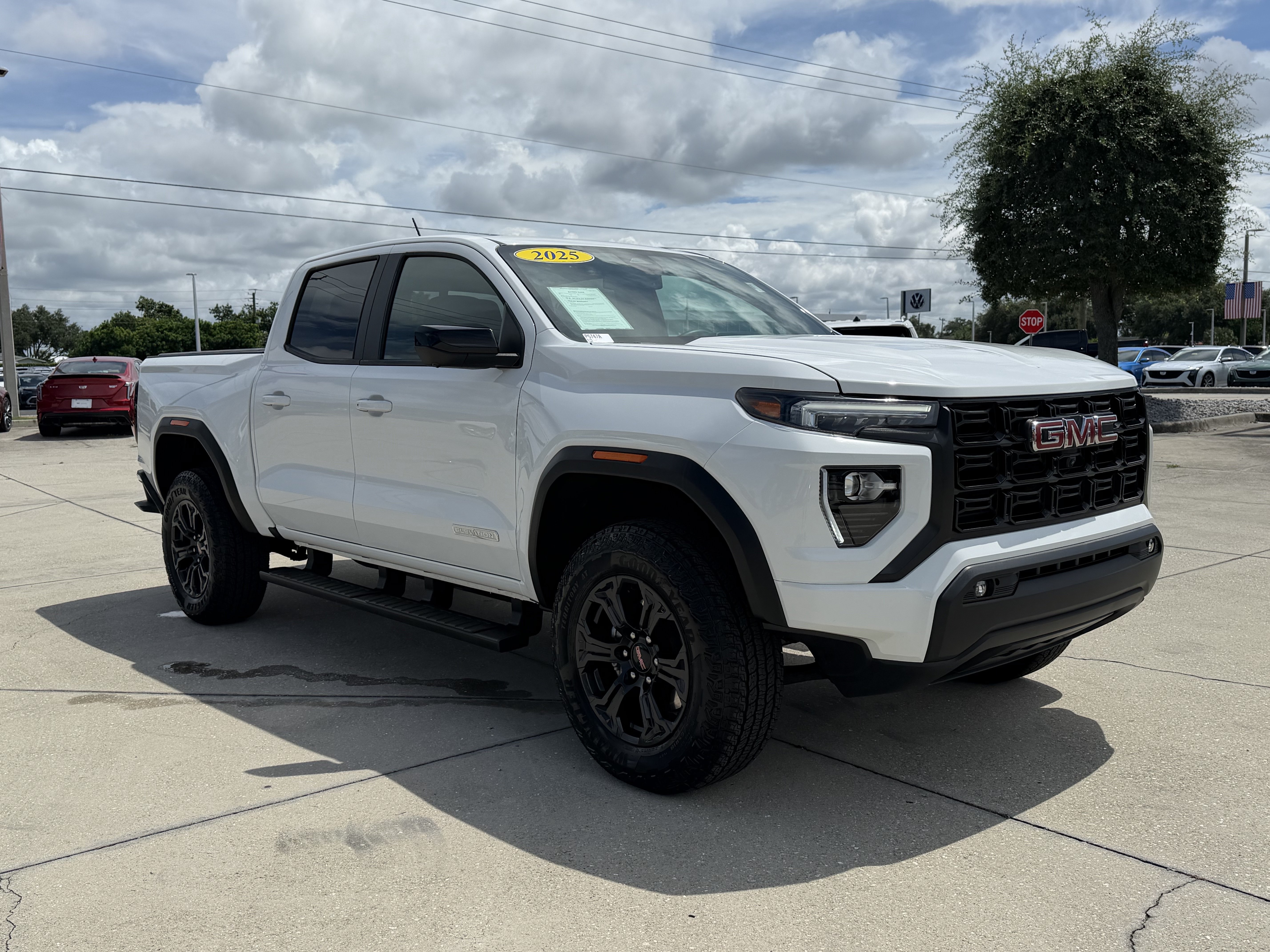 Used 2025 GMC Canyon Elevation w/ Convenience Package