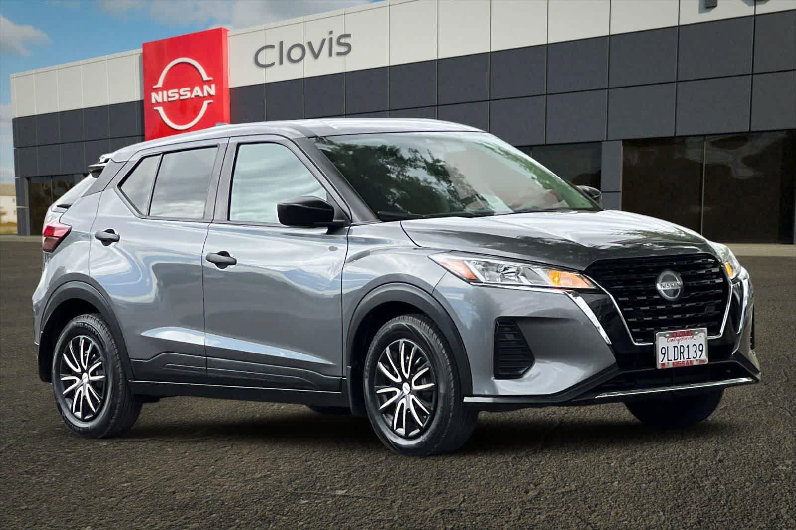 Used 2021 Nissan Kicks S image 10